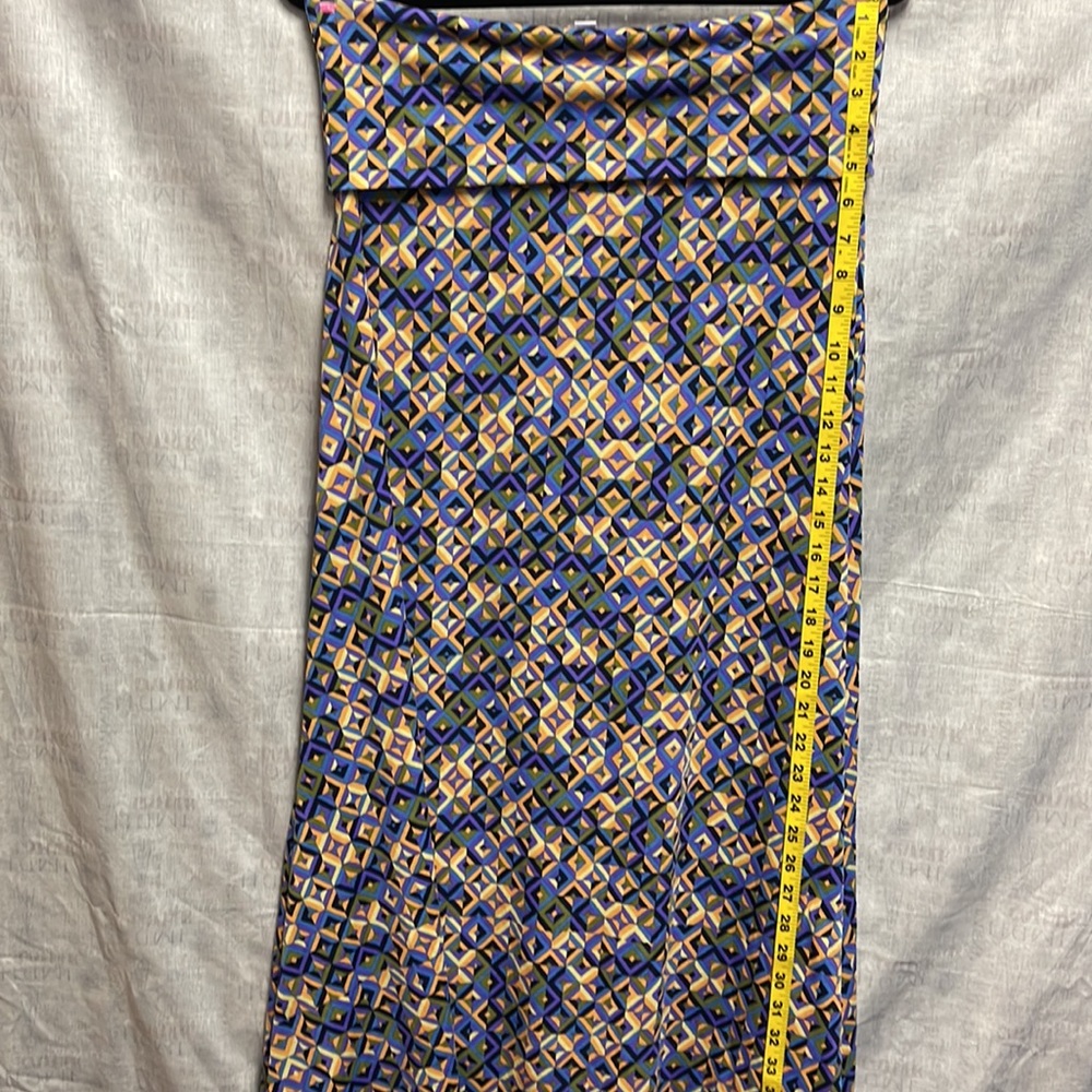 Lularoe medium long stretchy spandex poly skirt - Picture 7 of 8